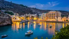 Pięć ciepłych kierunków turystycznych, gdzie można uniknąć tłumów i cieszyć się kąpielą w maju